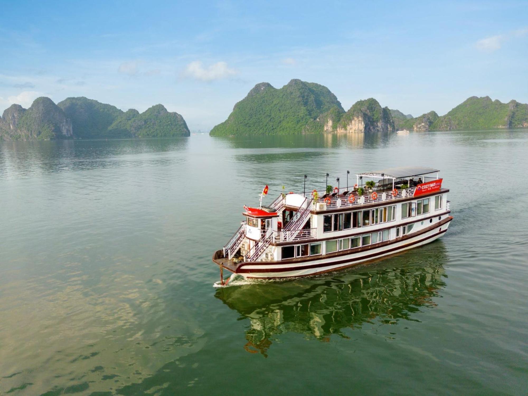 Cozy Bay Cruise Hotel Ha Long Exterior foto